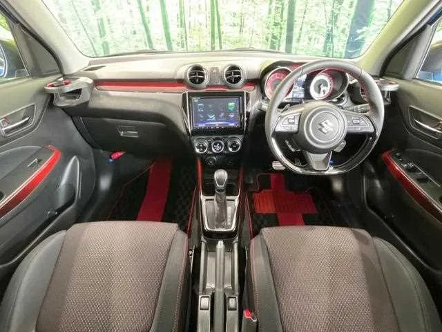 Suzuki Swift 2022 — миниатюра 2