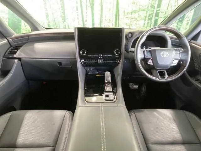 Toyota Alphard Hybrid 2025 — миниатюра 2