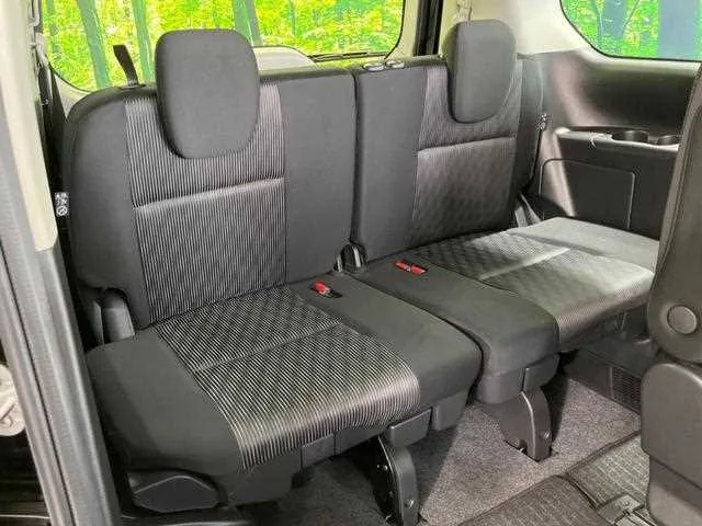 Nissan Serena 2022 — миниатюра 4