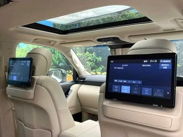 Toyota Land Cruiser 2023 — миниатюра 3