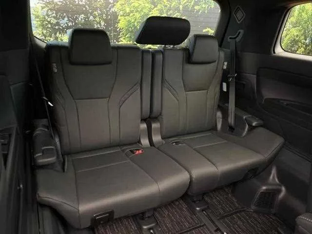 Toyota Alphard Hybrid 2025 — миниатюра 4