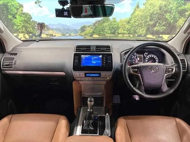 Toyota Land Cruiser Prado 2022 — миниатюра 2