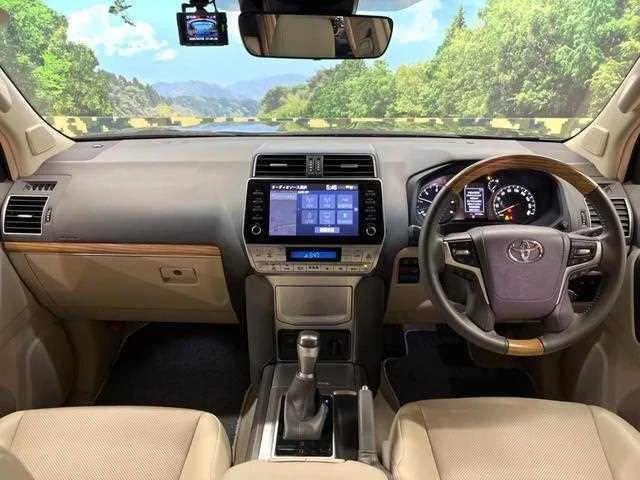 Toyota Land Cruiser Prado 2023 — миниатюра 2