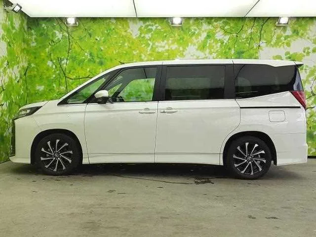Toyota Noah 2025 — миниатюра 2