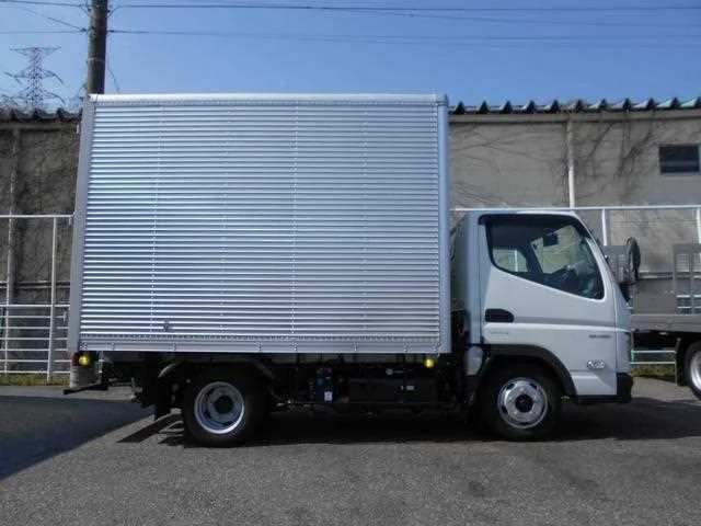 Mitsubishi Fuso Canter 2023 — миниатюра 5