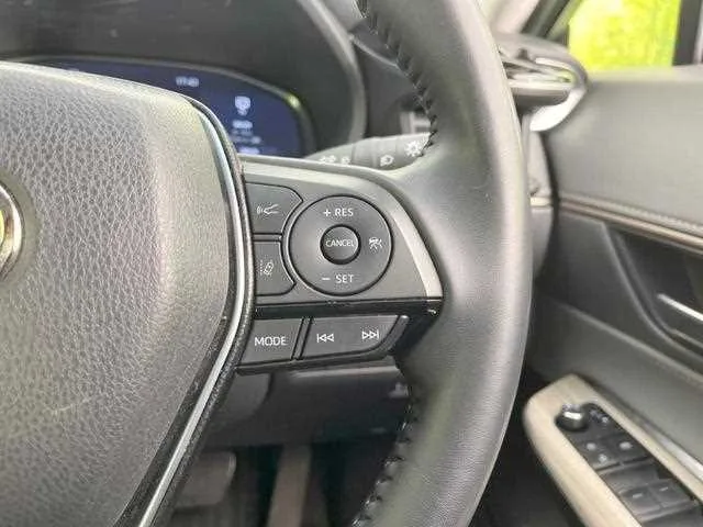 Toyota Harrier Hybrid 2023 — миниатюра 5