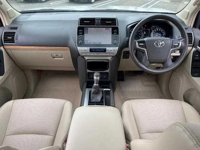 Toyota Land Cruiser Prado 2022 — миниатюра 2
