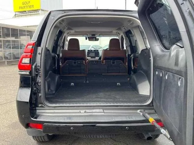 Toyota Land Cruiser Prado 2022 — миниатюра 4
