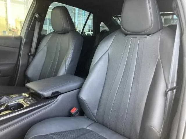 Toyota Crown Hybrid 2022 — миниатюра 3
