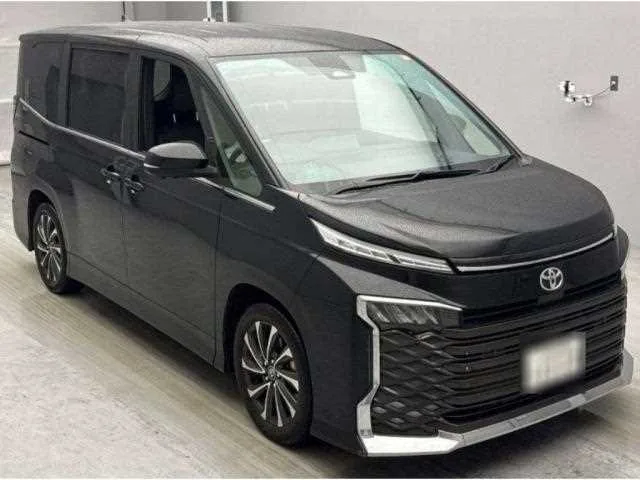 Toyota Voxy 2024 — миниатюра 4