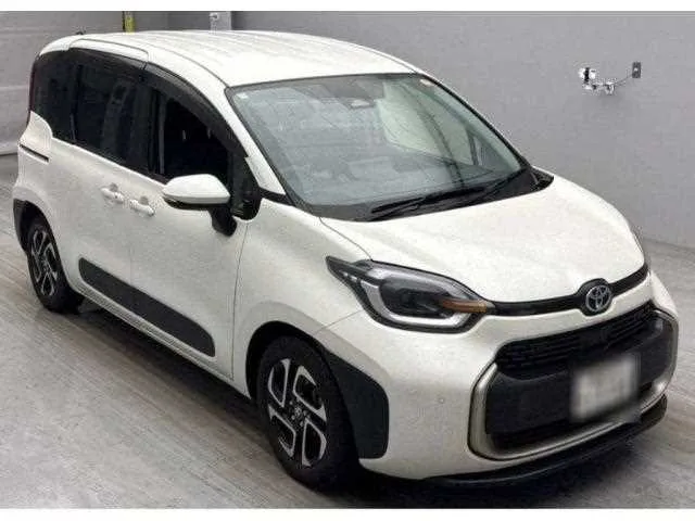 Toyota Sienta 2022 — миниатюра 4