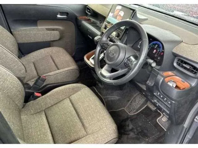 Toyota Sienta 2023 — миниатюра 3