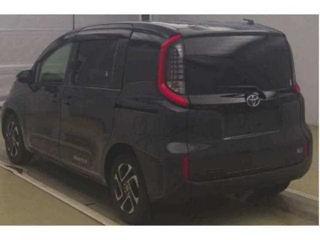 Toyota Sienta 2023 — миниатюра 5