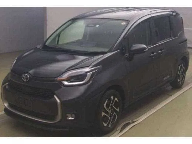Toyota Sienta 2023 — фото 1, купить с доставкой в Москву
