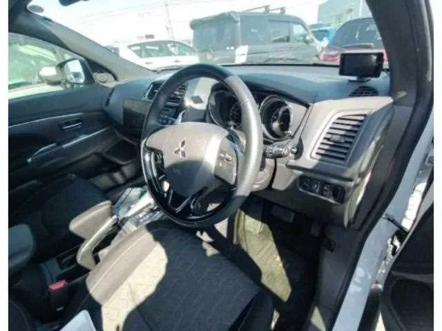 Mitsubishi RVR 2022 — миниатюра 3