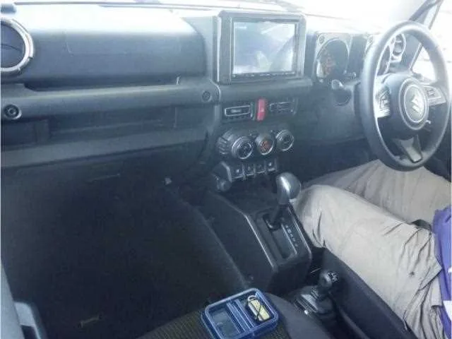 Suzuki Jimny 2022 — миниатюра 3