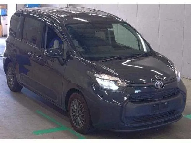 Toyota Sienta 2022 — миниатюра 4