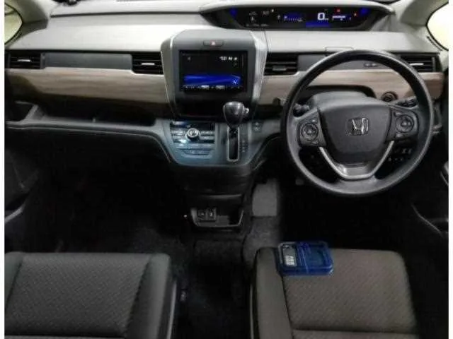 Honda Freed 2023 — миниатюра 3