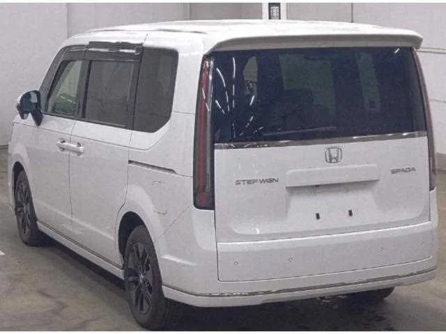 Honda Step WGN 2023 — миниатюра 2