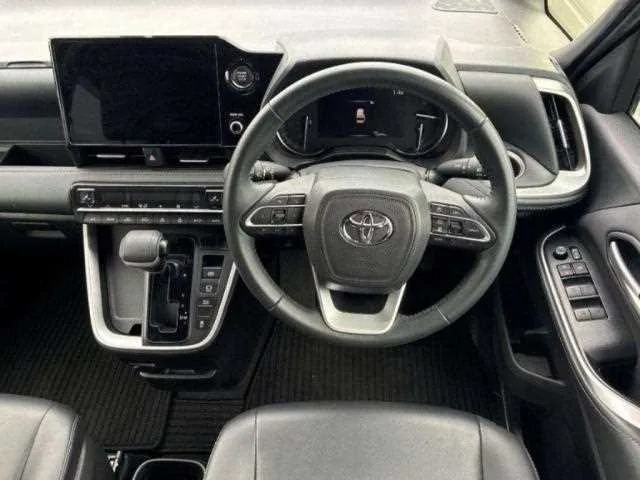 Toyota Noah 2024 — миниатюра 3