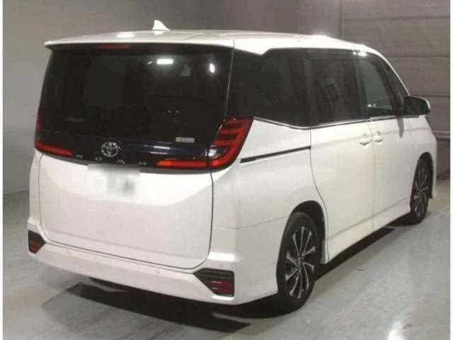 Toyota Noah 2024 — миниатюра 5
