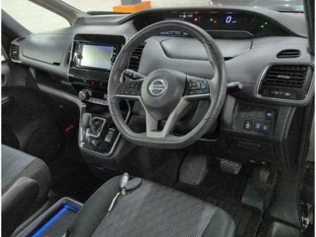 Nissan Serena 2022 — миниатюра 3