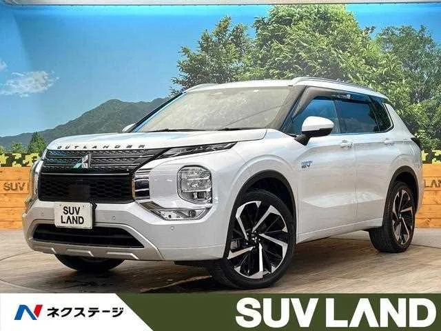 Mitsubishi Outlander 2023 — фото 1, купить с доставкой в Москву