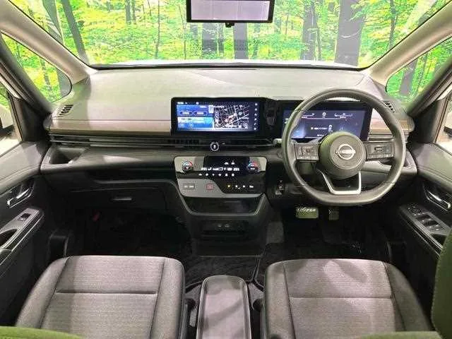 Nissan Serena 2024 — миниатюра 2