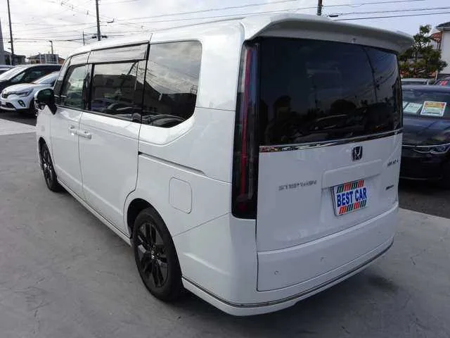 Honda Step WGN 2.0 e:HEV Spada 2024 — миниатюра 4