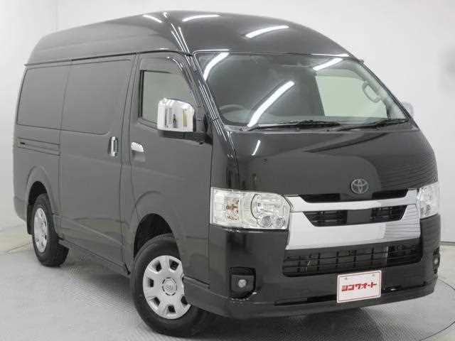 Toyota Hiace Van 2023 — миниатюра 3