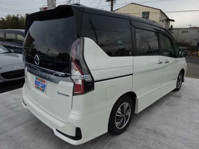 Nissan Serena 1.2 e-POWER HighwayStar V 2022 — миниатюра 3
