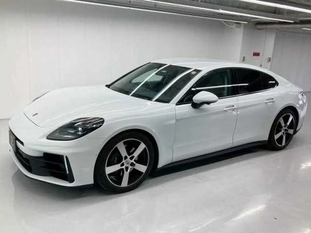 Porsche Panamera 2024 — фото 1, купить с доставкой в Москву