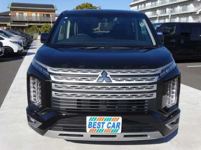 Mitsubishi Delica D5 2.2 G PKG Turbo 4WD 2025 — миниатюра 2
