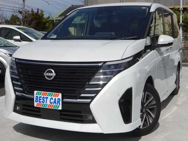 Nissan Serena 2.0 HighwayStarV 2025 — фото 1, купить с доставкой в Москву