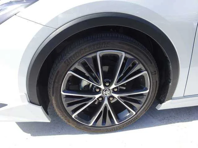 Toyota Prius 2.0 G 2023 — миниатюра 4