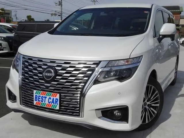 Nissan Elgrand 2.5 250HighwayStarS 2024 — фото 1, купить с доставкой в Москву