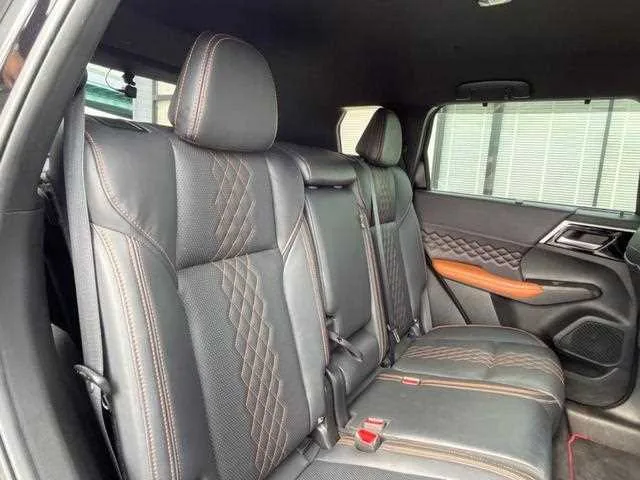 Mitsubishi Outlander 2023 — миниатюра 4