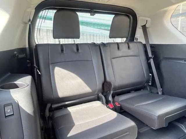 Toyota Land Cruiser Prado 2023 — миниатюра 4