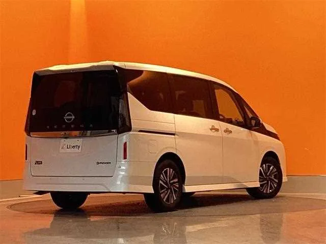 Nissan Serena 2024 — миниатюра 4