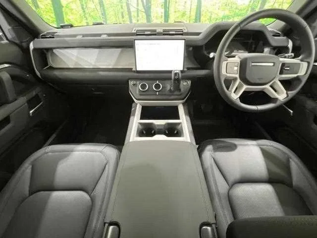 Land Rover Defender 2025 — миниатюра 2