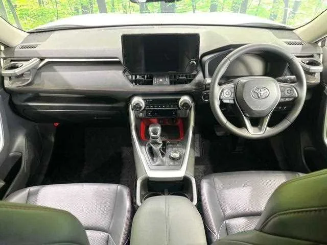 Toyota RAV4 2023 — миниатюра 2