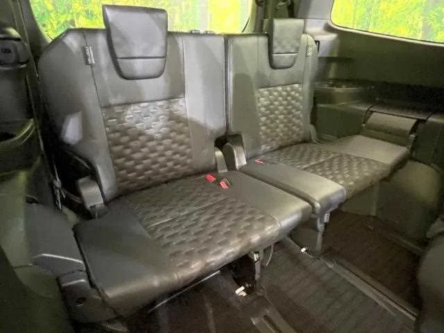 Toyota Voxy 2023 — миниатюра 4