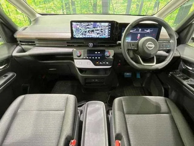 Nissan Serena 2023 — миниатюра 2