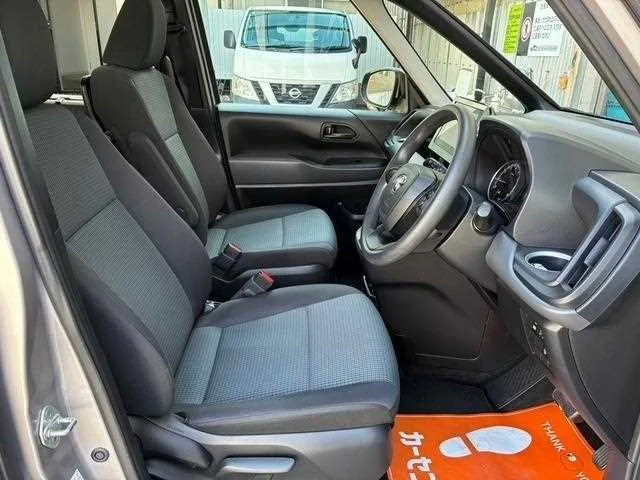 Toyota Noah 2023 — миниатюра 4
