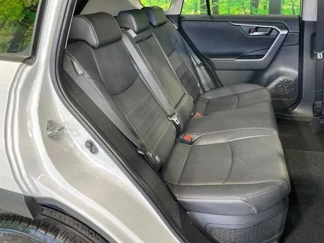 Toyota RAV4 2024 — миниатюра 4