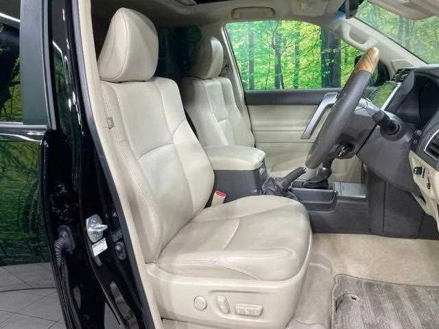 Toyota Land Cruiser Prado 2023 — миниатюра 5