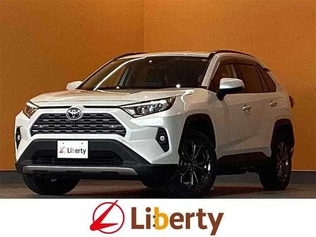 Toyota RAV4 2022 — фото 1, купить с доставкой в Москву
