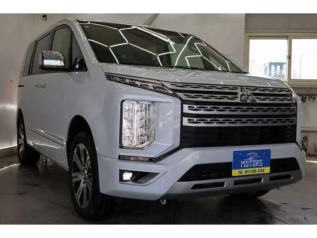 Mitsubishi Delica D:5 2024 — миниатюра 4
