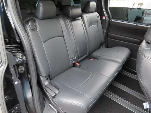 Toyota Noah 2023 — миниатюра 5