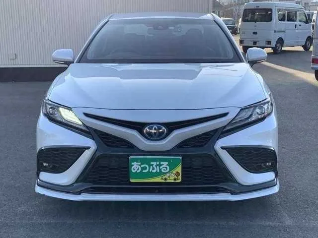 Toyota Camry 2023 — миниатюра 3